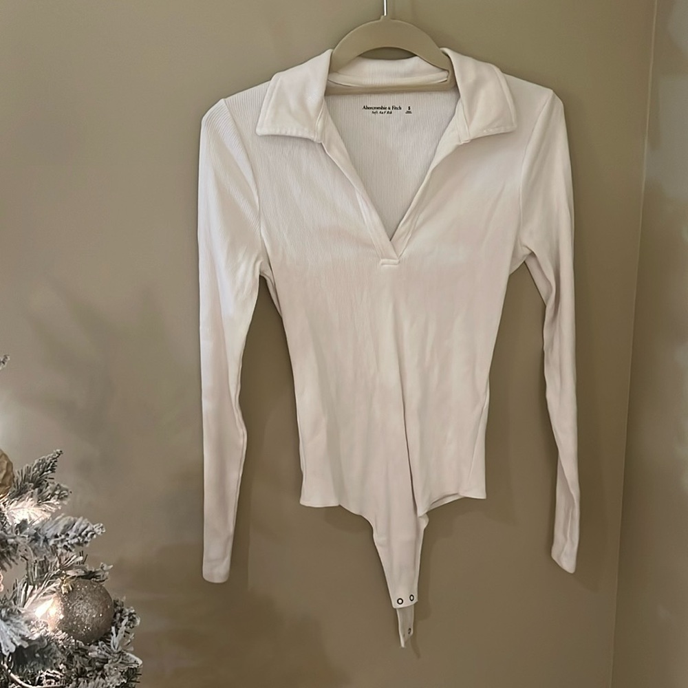 Abercrombie & Fitch White Ribbed Long Sleeve Bodysuit